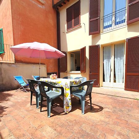 Residence Le Meridiane Siena Exterior foto