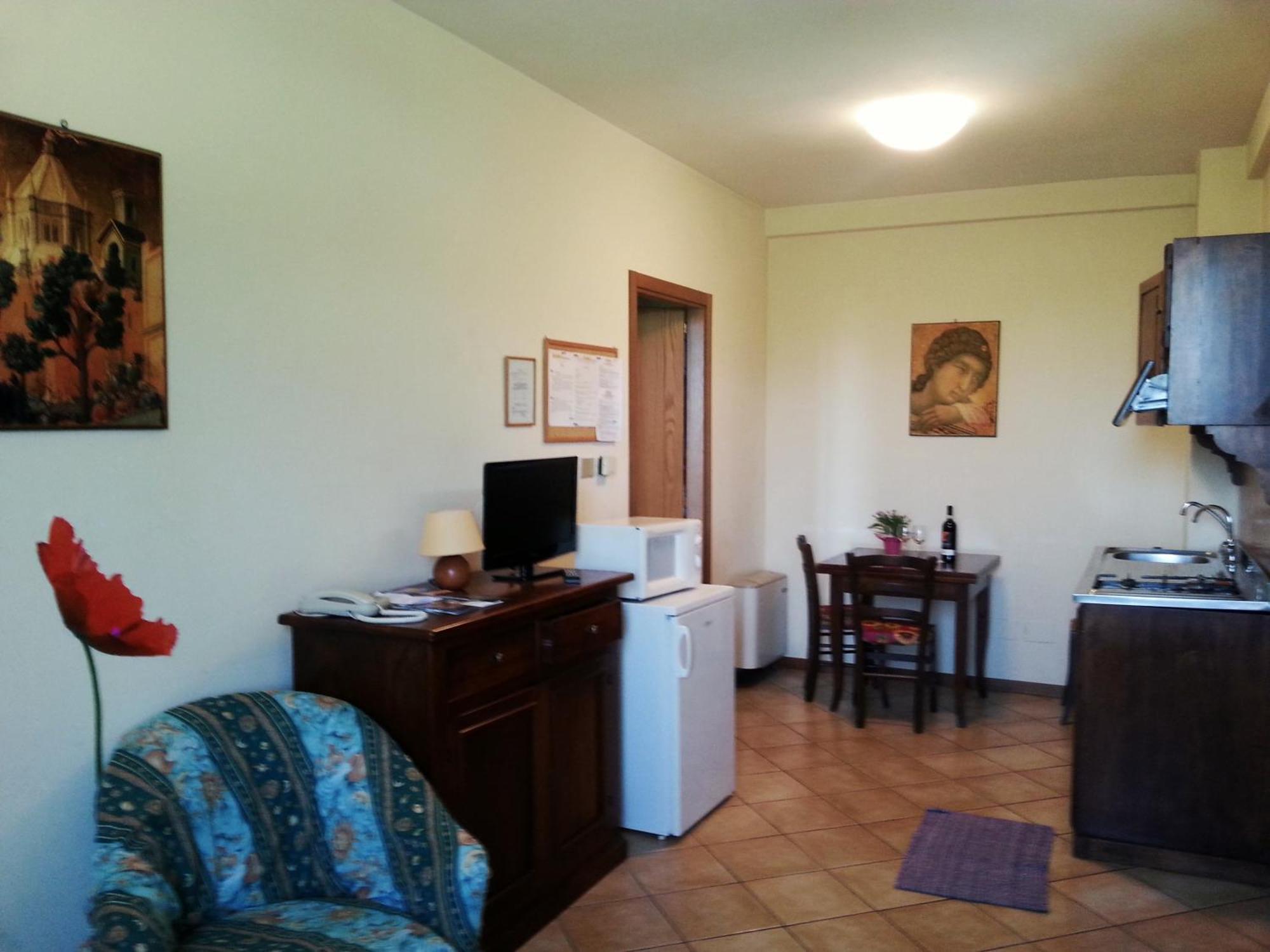 Residence Le Meridiane Siena Quarto foto